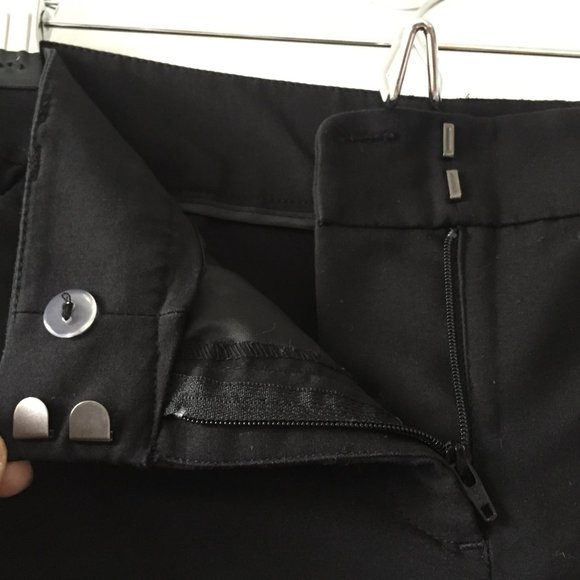 Dynamite Black Dress Shorts - Picture 5 of 10